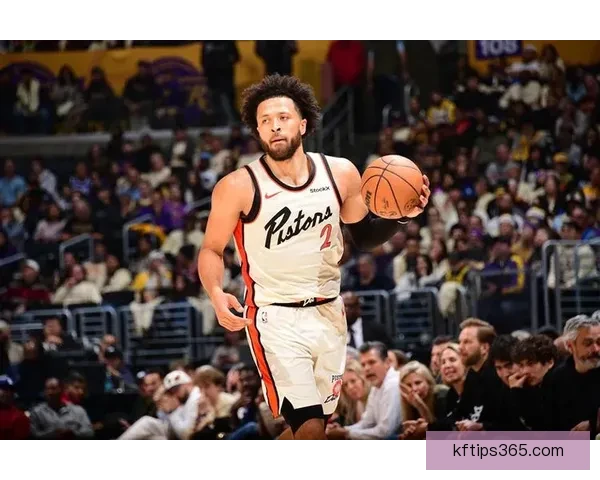 活塞主帅谈艾维：深知他经历的不易 NBA是职业体育中最包容的环境之一